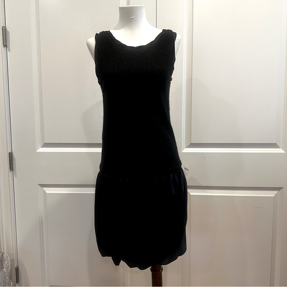 THEORY Evelina Cone Black Bubble Shift Dress Size P (Theory size 0-2)
